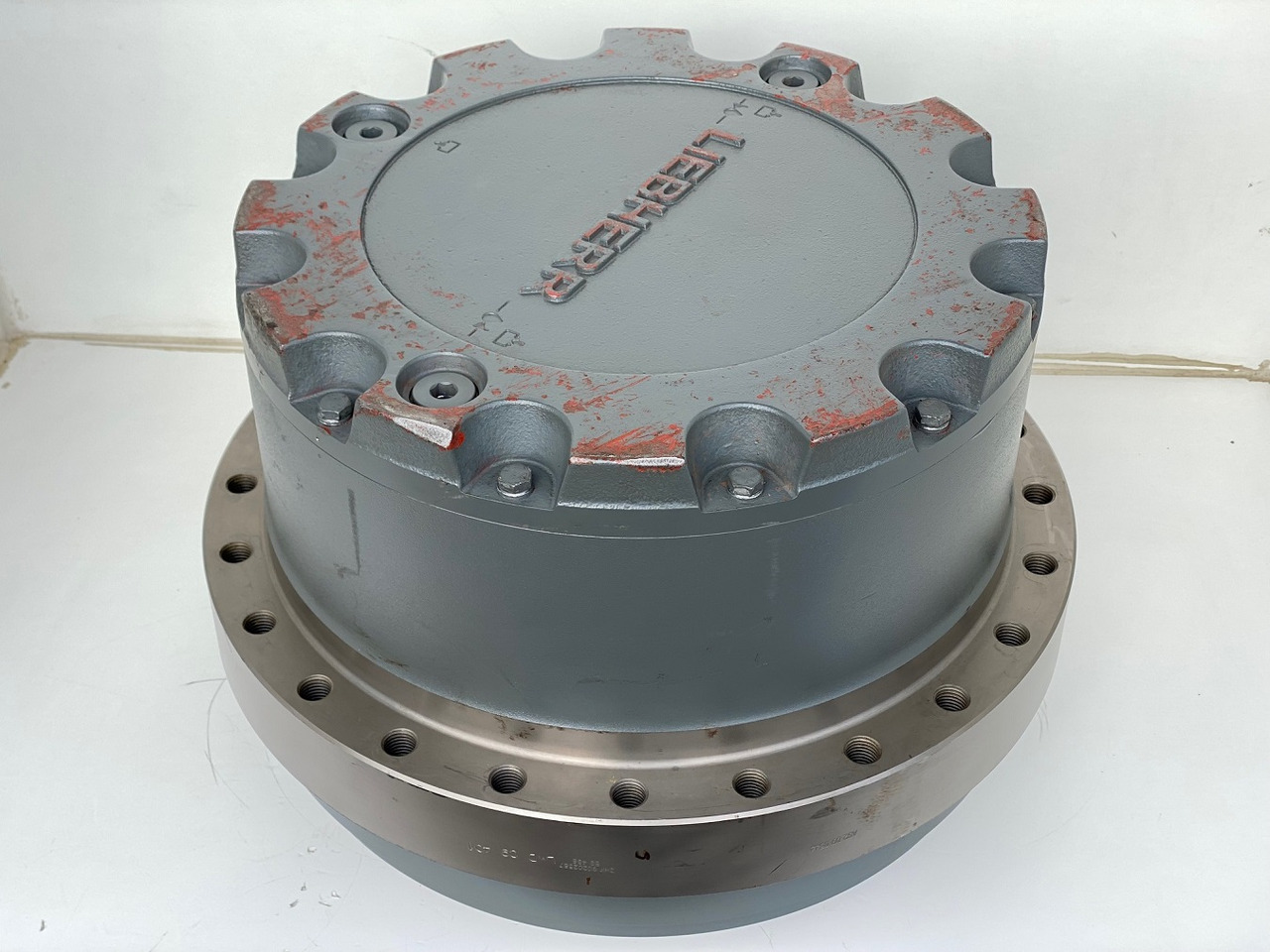 Liebherr Fahrantrieb FAT450P123,   ID-Nr.90202516 - ID-Nr.90202517.   LOS954, R940, R946, R950, R954, R956.  #159-04# - Yürüyüş motoru - Paletli ekskavatör: fotoğraf 5 Liebherr Fahrantrieb FAT450P123,   ID-Nr.90202516 - ID-Nr.90202517.   LOS954, R940, R946, R950, R954, R956.  #159-04# - Yürüyüş motoru - Paletli ekskavatör: fotoğraf 5