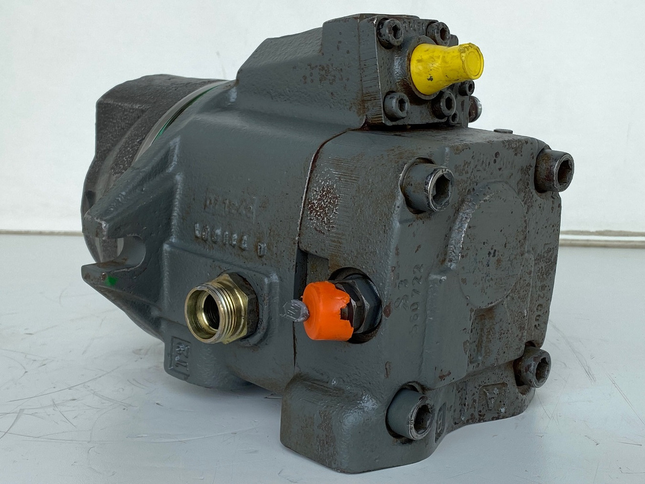 Liebherr Hydraulikeinbaumotor FMV075, ID-Nr.9073978. LOS914, LOS924, R902, R904, R912, R914, R922, R924, R924 COMP, R924 COMPA. #13038# - Hidrolik motor - Paletli ekskavatör: fotoğraf 5 Liebherr Hydraulikeinbaumotor FMV075, ID-Nr.9073978. LOS914, LOS924, R902, R904, R912, R914, R922, R924, R924 COMP, R924 COMPA. #13038# - Hidrolik motor - Paletli ekskavatör: fotoğraf 5