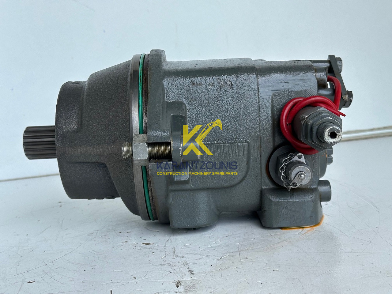 Liebherr Hydraulikeinbaumotor Typ:FMF058, ID-Nr.10122576 - ID-Nr.10145827 - ID-Nr.11371069. LOS1906, P924 COMP , R906, R906 PROTO, R916, R922, R924, R924 COMP, R926 COMP, R926 K LC. #39780# - Hidrolik motor - Ekskavatör: fotoğraf 4 Liebherr Hydraulikeinbaumotor Typ:FMF058, ID-Nr.10122576 - ID-Nr.10145827 - ID-Nr.11371069. LOS1906, P924 COMP , R906, R906 PROTO, R916, R922, R924, R924 COMP, R926 COMP, R926 K LC. #39780# - Hidrolik motor - Ekskavatör: fotoğraf 4