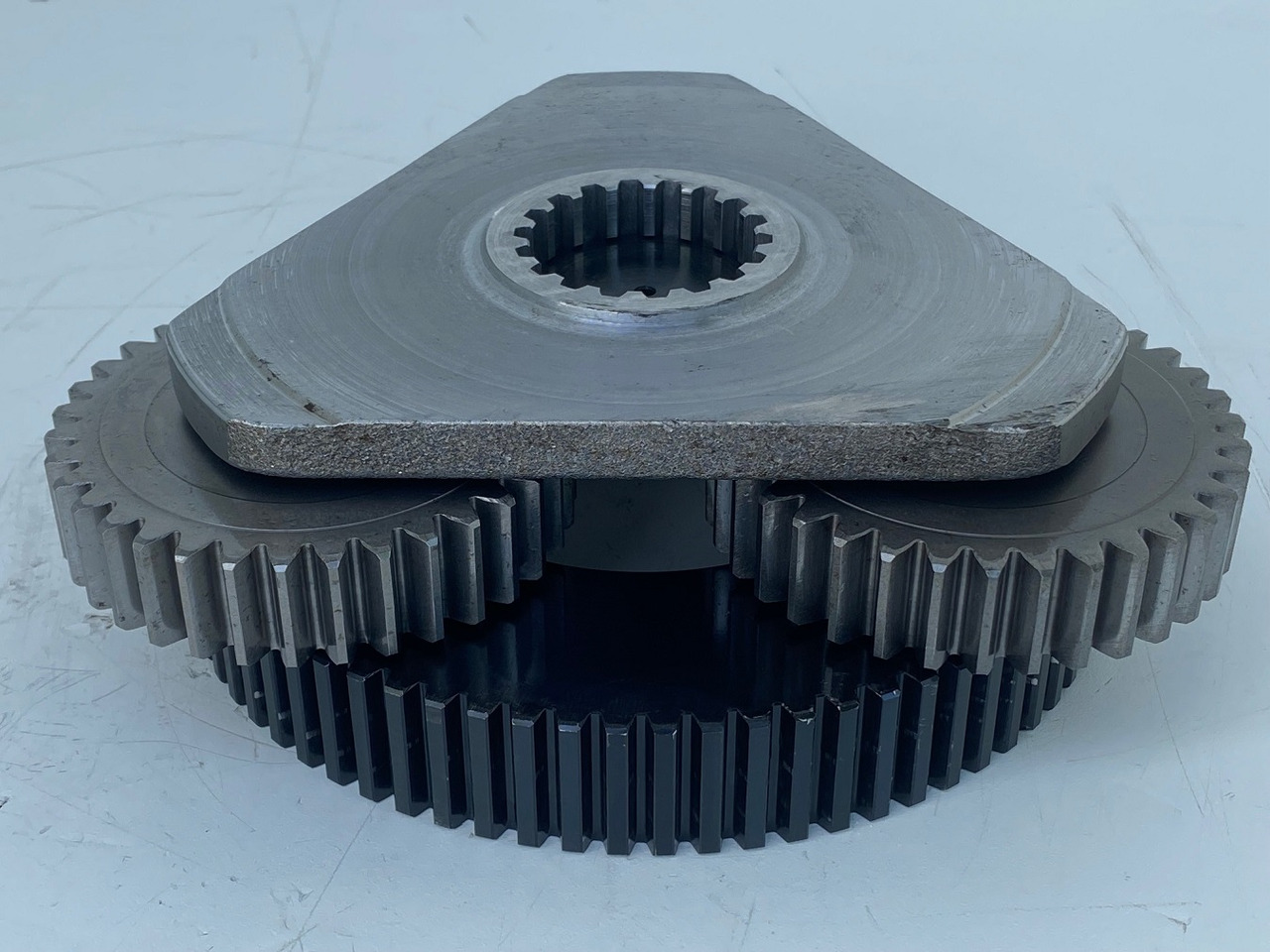 Liebherr Lamellenträger ID-Nr.944390203 - Planetenräder ID-Nr.90213984 - Planetenträger ID-Nr.944390003. SAT250/278 - SAT250/287 - SAT250A300. #PLA1550# - Dönüş motoru - Paletli ekskavatör: fotoğraf 5 Liebherr Lamellenträger ID-Nr.944390203 - Planetenräder ID-Nr.90213984 - Planetenträger ID-Nr.944390003. SAT250/278 - SAT250/287 - SAT250A300. #PLA1550# - Dönüş motoru - Paletli ekskavatör: fotoğraf 5