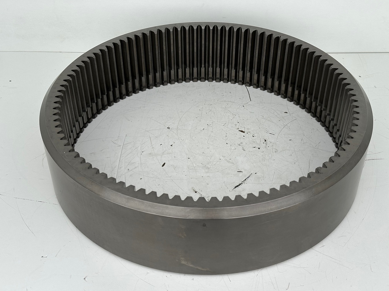Liebherr Original Innenrad ID-Nr.944427803. FAT500E502,FAT500E503,FAT500E517,FAT500E518,FAT500F522,FAT500F522,FAT500F528,FAT500F529.PR734,PR73605,PR7363,PR7364,PR736,RL44,RL46,RL463. #944427803.31.07# - Yürüyüş motoru - İş makinaları: fotoğraf 2 Liebherr Original Innenrad ID-Nr.944427803. FAT500E502,FAT500E503,FAT500E517,FAT500E518,FAT500F522,FAT500F522,FAT500F528,FAT500F529.PR734,PR73605,PR7363,PR7364,PR736,RL44,RL46,RL463. #944427803.31.07# - Yürüyüş motoru - İş makinaları: fotoğraf 2