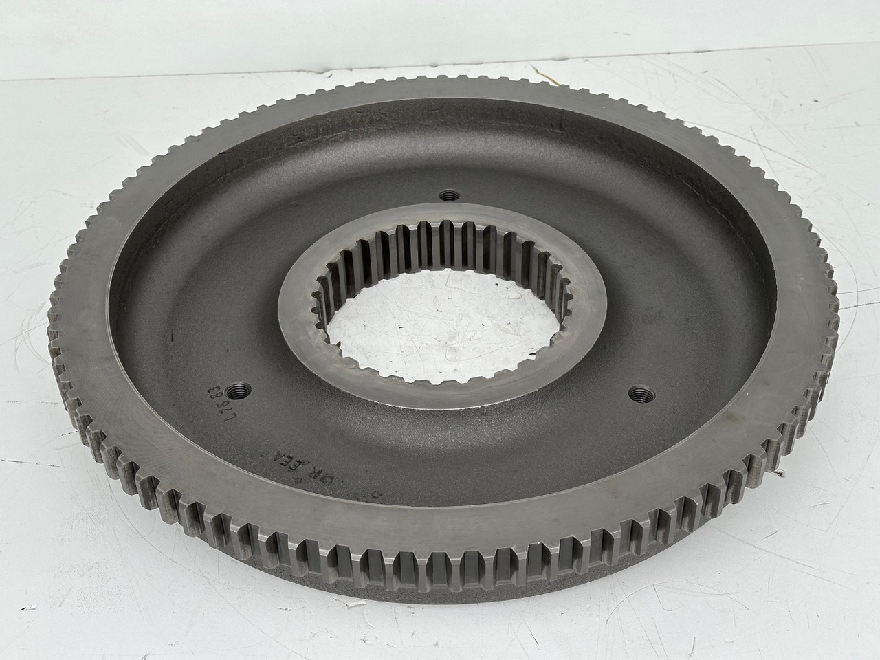Liebherr Original Stützflansch ID-Nr.944427703. FAT500E502,FAT500E503,FAT500E517,FAT500E518,FAT500F522,FAT500F522,FAT500F528,FAT500F529.PR734,PR73605,PR7363,PR7364,PR736,RL44,RL46,RL463. #944427703.31 - Yürüyüş motoru - Buldozer: fotoğraf 3 Liebherr Original Stützflansch ID-Nr.944427703. FAT500E502,FAT500E503,FAT500E517,FAT500E518,FAT500F522,FAT500F522,FAT500F528,FAT500F529.PR734,PR73605,PR7363,PR7364,PR736,RL44,RL46,RL463. #944427703.31 - Yürüyüş motoru - Buldozer: fotoğraf 3