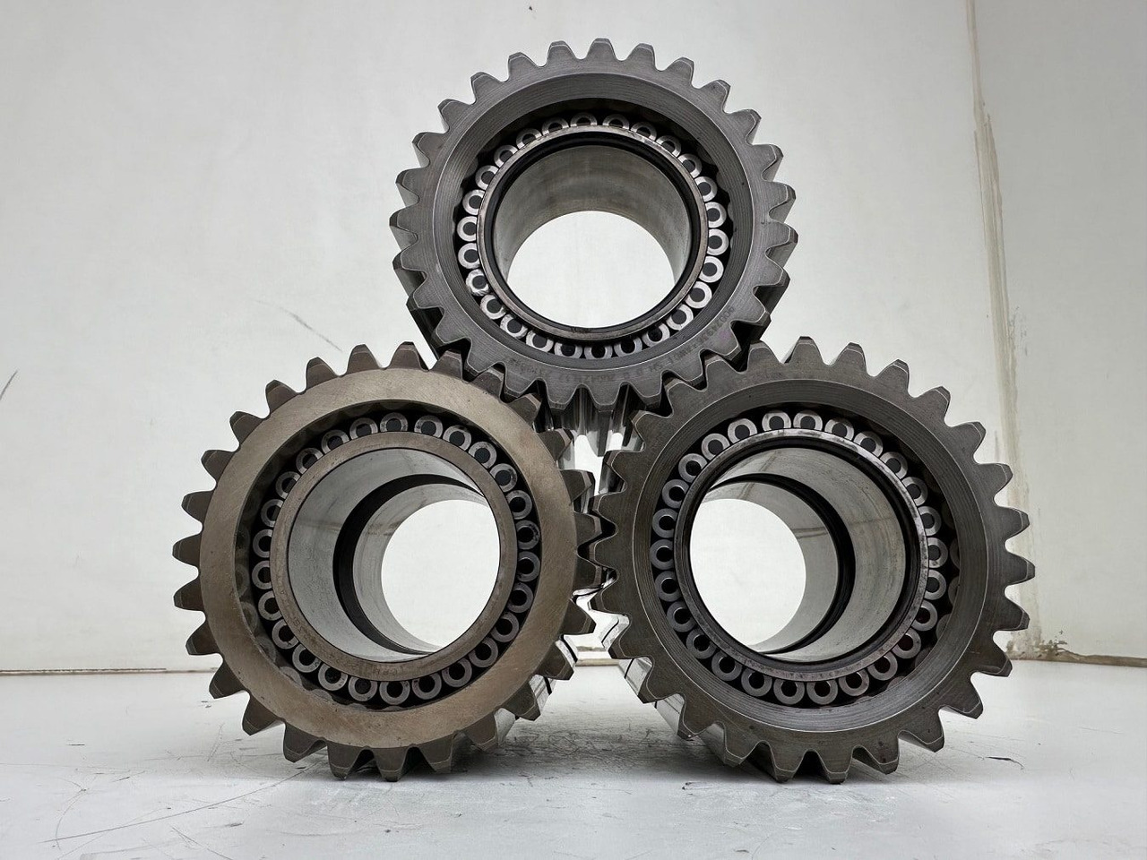 Liebherr Planetenrad ID-Nr.90024935. FAT400P112 - FAT400P130 - FAT400P139. R926, R928, R930, R934, R936, R938, R940, R944, R946, R950 T. #0992#0792# - Transmisyon - İş makinaları: fotoğraf 5 Liebherr Planetenrad ID-Nr.90024935. FAT400P112 - FAT400P130 - FAT400P139. R926, R928, R930, R934, R936, R938, R940, R944, R946, R950 T. #0992#0792# - Transmisyon - İş makinaları: fotoğraf 5