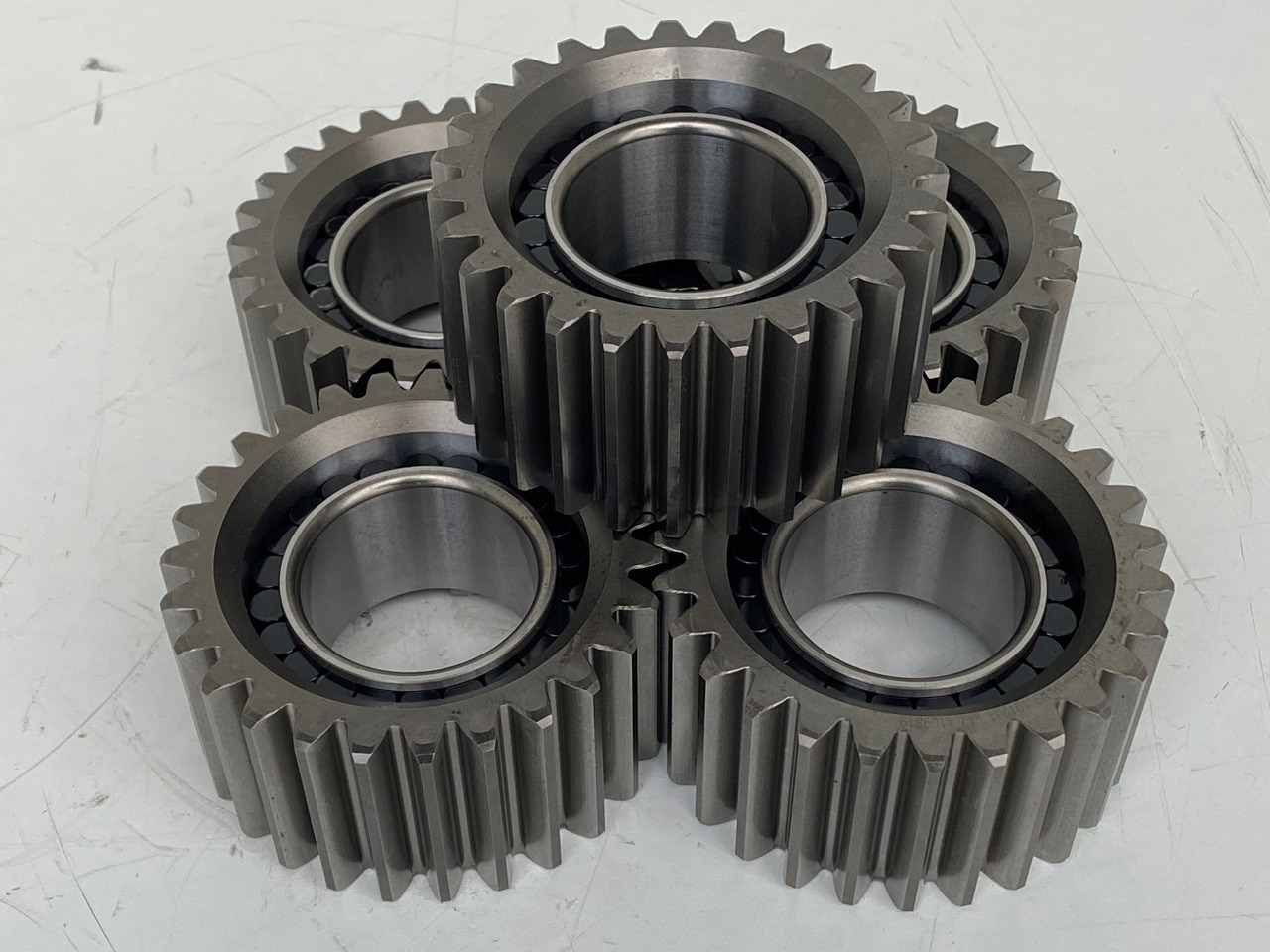 Liebherr Planetenrad ID-Nr.90205840. FAT350P126 - FAT350P138. R920 - R922 - R924 - R925 - R926 - R930 T. #PL24.02.1# - Yürüyüş motoru - İş makinaları: fotoğraf 2 Liebherr Planetenrad ID-Nr.90205840. FAT350P126 - FAT350P138. R920 - R922 - R924 - R925 - R926 - R930 T. #PL24.02.1# - Yürüyüş motoru - İş makinaları: fotoğraf 2