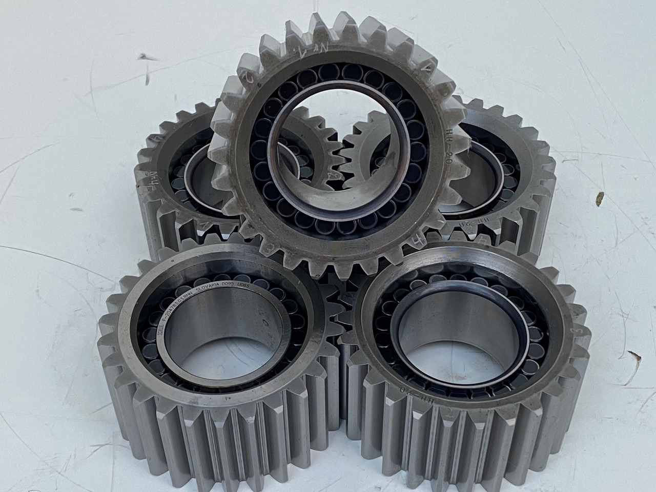 Liebherr Planetenrad ID-Nr.90205840. FAT350P126 - FAT350P138. R920 - R922 - R924 - R925 - R926 - R930 T. #PL24.02.2# - Yürüyüş motoru - İş makinaları: fotoğraf 3 Liebherr Planetenrad ID-Nr.90205840. FAT350P126 - FAT350P138. R920 - R922 - R924 - R925 - R926 - R930 T. #PL24.02.2# - Yürüyüş motoru - İş makinaları: fotoğraf 3