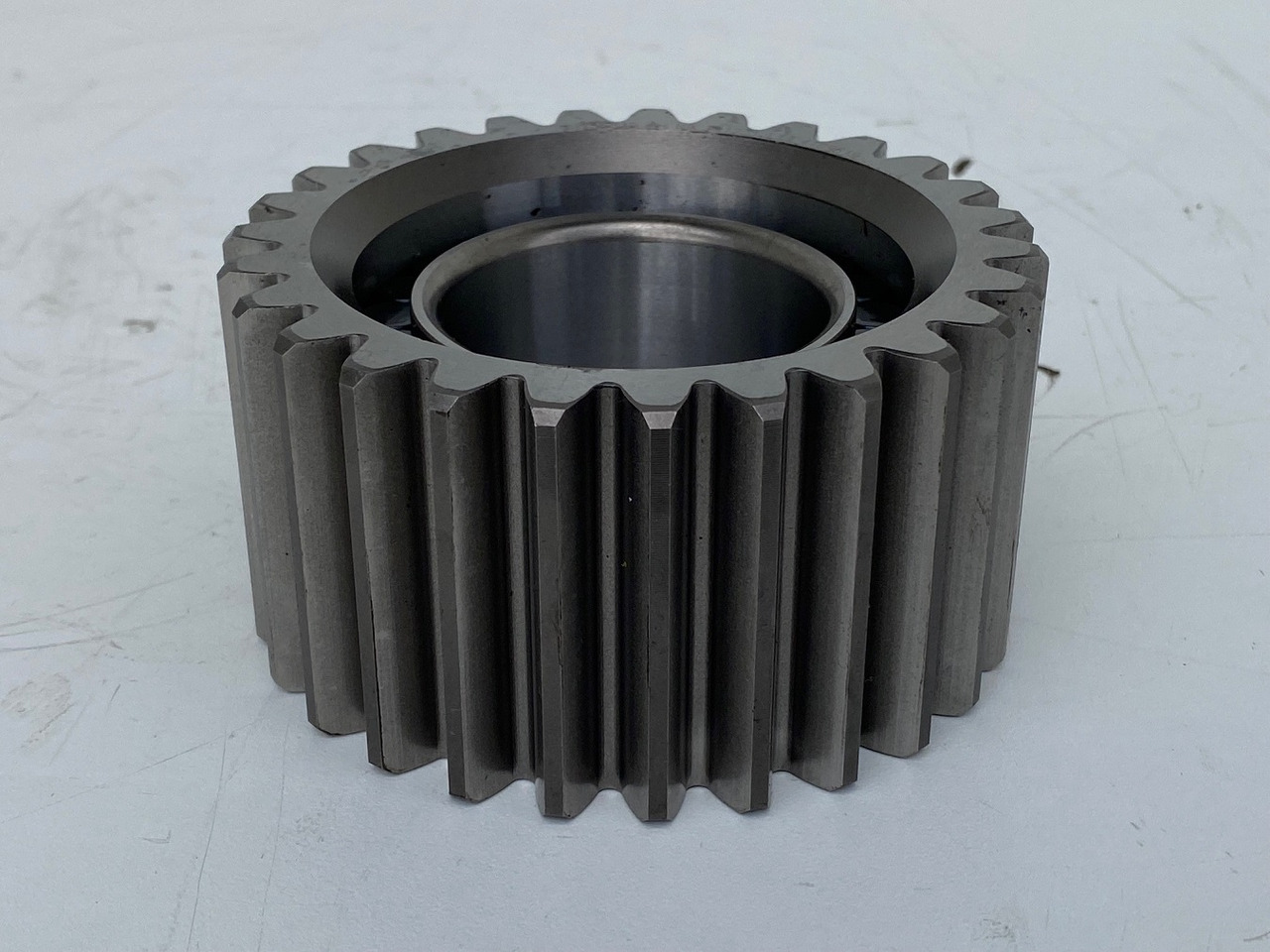 Liebherr Planetenrad ID-Nr.90205840. FAT350P126 - FAT350P138. R920 - R922 - R924 - R925 - R926 - R930 T. #PL25.02.1# - Yürüyüş motoru - İş makinaları: fotoğraf 1 Liebherr Planetenrad ID-Nr.90205840. FAT350P126 - FAT350P138. R920 - R922 - R924 - R925 - R926 - R930 T. #PL25.02.1# - Yürüyüş motoru - İş makinaları: fotoğraf 1