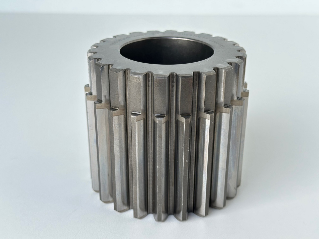 Liebherr Sonnenrad ID-Nr.90016258. FAT400P112,FAT400P130,FAT400P139,LOS1936,LOS926,R926,R928,R930,R934,R936,R938,R940,R944,R946,R950T. #90016258.25.01# - Yürüyüş motoru - İş makinaları: fotoğraf 1 Liebherr Sonnenrad ID-Nr.90016258. FAT400P112,FAT400P130,FAT400P139,LOS1936,LOS926,R926,R928,R930,R934,R936,R938,R940,R944,R946,R950T. #90016258.25.01# - Yürüyüş motoru - İş makinaları: fotoğraf 1