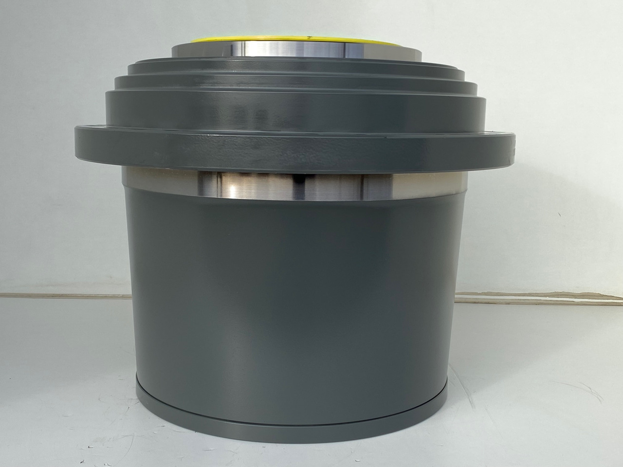 Original Liebherr Fahrantrieb Typ: FAT350P138 mit ID-Nr.90216427 - ID-Nr.90216428 - ID-Nr.90216429. LO1926, LOS926, R922, R924, R926, R930. #90216428.3064# - Yürüyüş motoru - İş makinaları: fotoğraf 2 Original Liebherr Fahrantrieb Typ: FAT350P138 mit ID-Nr.90216427 - ID-Nr.90216428 - ID-Nr.90216429. LO1926, LOS926, R922, R924, R926, R930. #90216428.3064# - Yürüyüş motoru - İş makinaları: fotoğraf 2