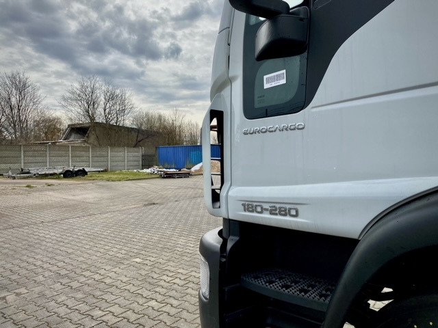 IVECO Eurocargo + hooklift KING HZ-10R - Atık toplama taşıt/ Özel amaçlı taşıt: fotoğraf 3 IVECO Eurocargo + hooklift KING HZ-10R - Atık toplama taşıt/ Özel amaçlı taşıt: fotoğraf 3