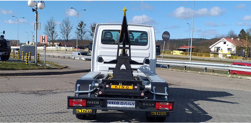 Iveco 50C18 + KING HZ-4R Hakowiec / Hooklift / Abrollkipper - Kancalı yükleyici kamyon: fotoğraf 1 Iveco 50C18 + KING HZ-4R Hakowiec / Hooklift / Abrollkipper - Kancalı yükleyici kamyon: fotoğraf 1