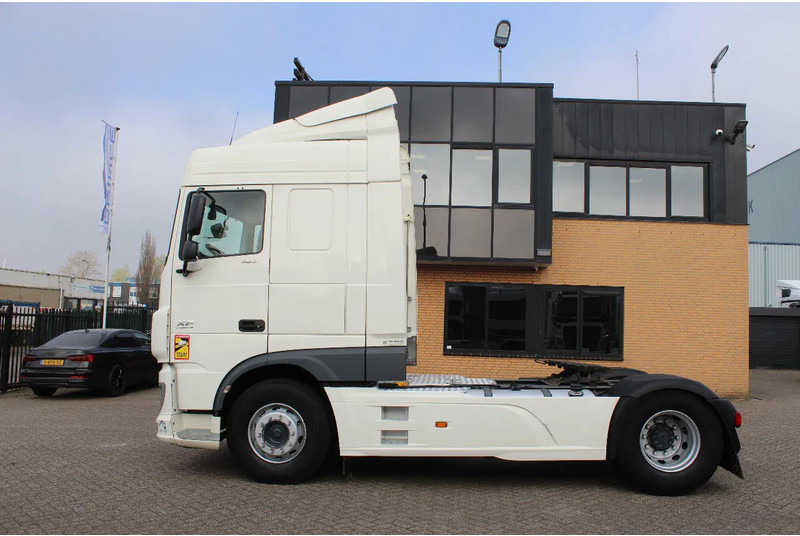 DAF XF 106.460 * EURO6 * 4X2 * - Çekici: fotoğraf 2 DAF XF 106.460 * EURO6 * 4X2 * - Çekici: fotoğraf 2