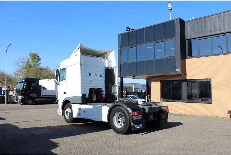 DAF XF 106.460 * EURO6 * 4X2 * - Çekici: fotoğraf 2 DAF XF 106.460 * EURO6 * 4X2 * - Çekici: fotoğraf 2
