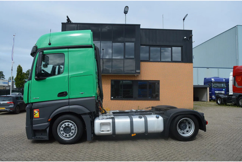 Mercedes-Benz Actros 1942 * 4x2 * 2 TANK * MEGA * - Çekici: fotoğraf 4 Mercedes-Benz Actros 1942 * 4x2 * 2 TANK * MEGA * - Çekici: fotoğraf 4