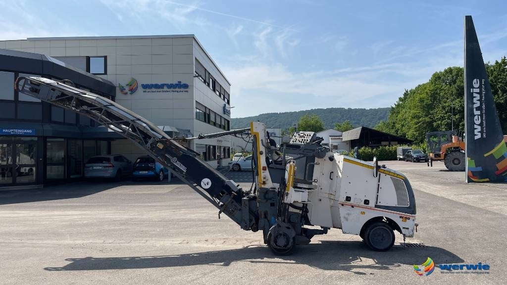 Wirtgen W50 - Asfalt freze: fotoğraf 1 Wirtgen W50 - Asfalt freze: fotoğraf 1