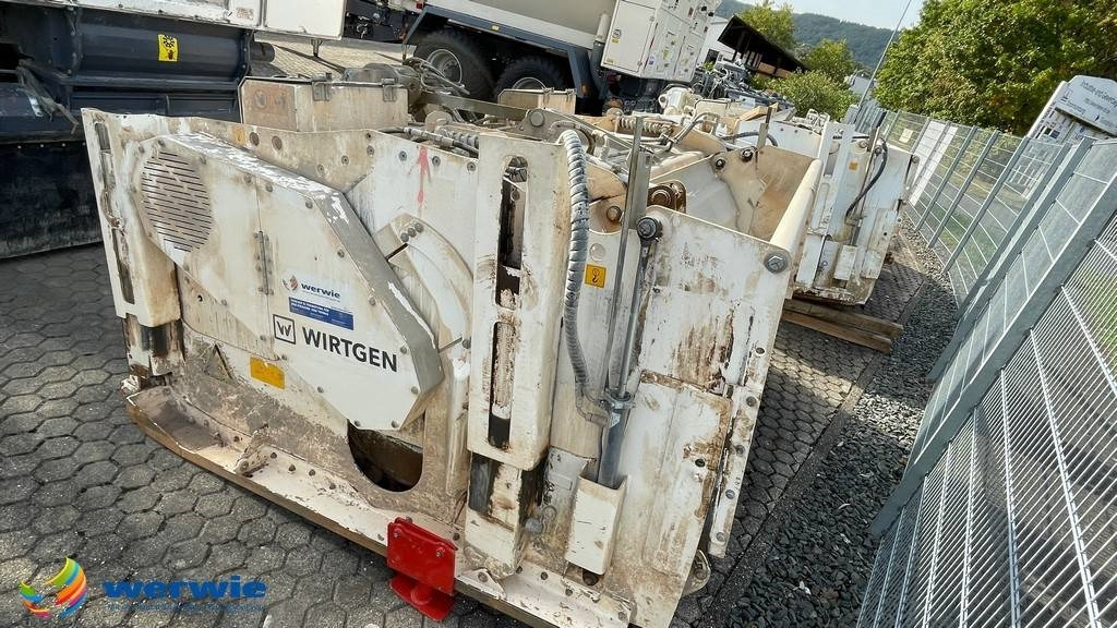 Wirtgen WS 250 - Asfalt döşeme aracı: fotoğraf 2 Wirtgen WS 250 - Asfalt döşeme aracı: fotoğraf 2