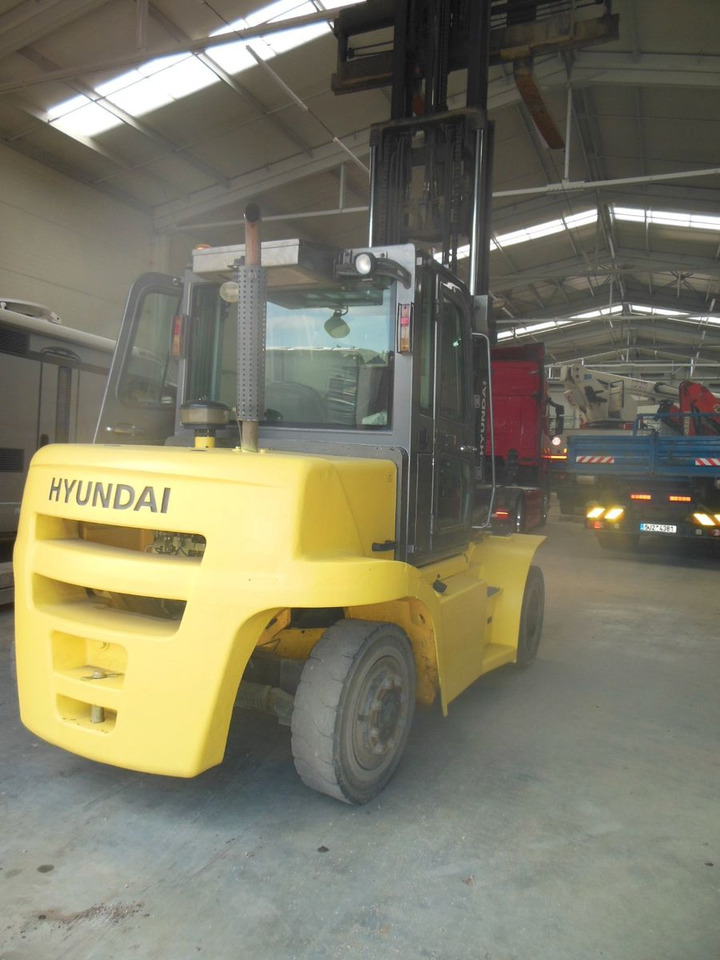 Hyundai 70D-7A - Dizel forklift: fotoğraf 3 Hyundai 70D-7A - Dizel forklift: fotoğraf 3