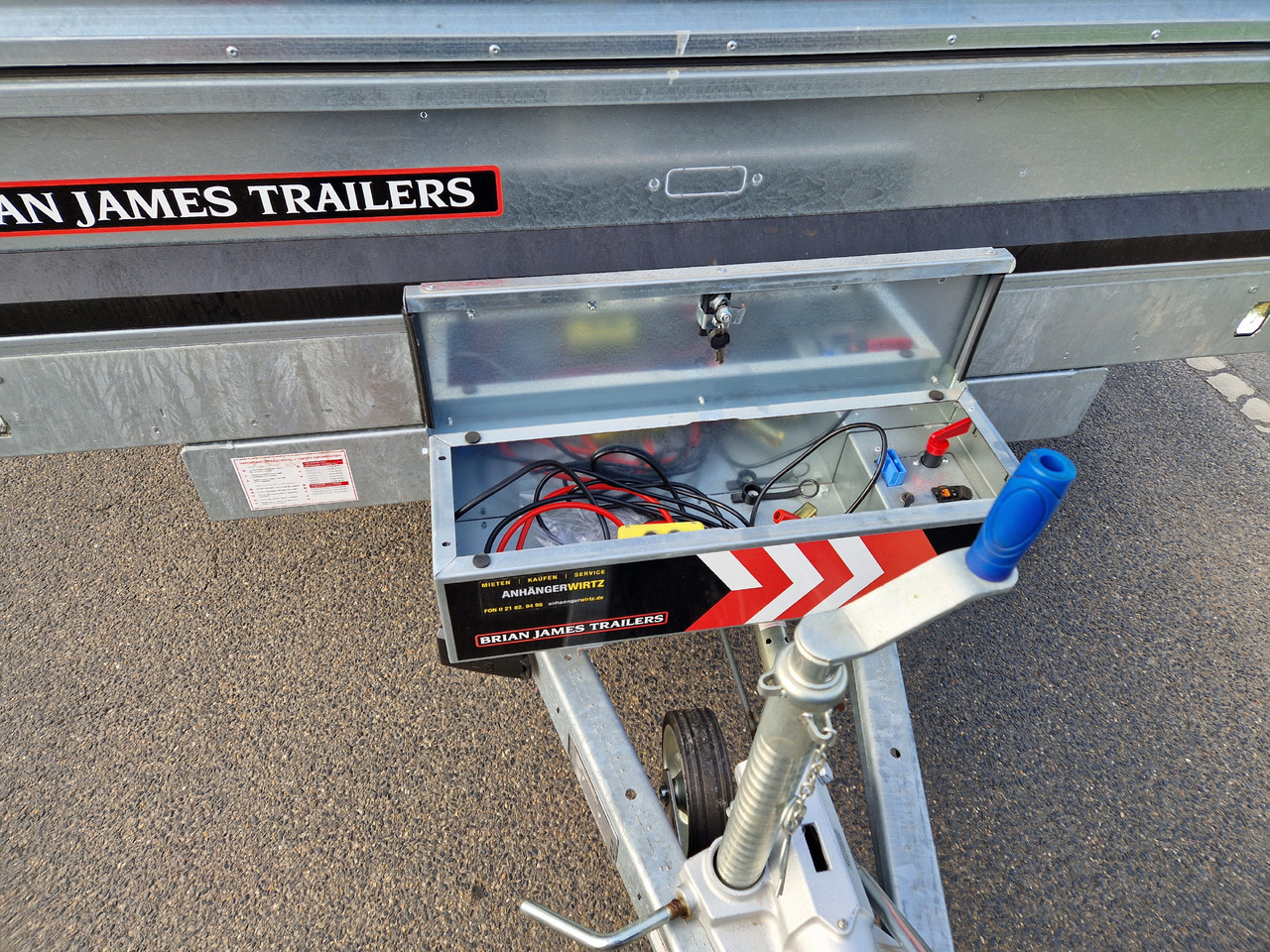 Brian James Trailer Tipper 400x200x100cm Aufsatz elektro blackline LED Tridem 3500kg Modell 24 - Damperli römork: fotoğraf 5 Brian James Trailer Tipper 400x200x100cm Aufsatz elektro blackline LED Tridem 3500kg Modell 24 - Damperli römork: fotoğraf 5