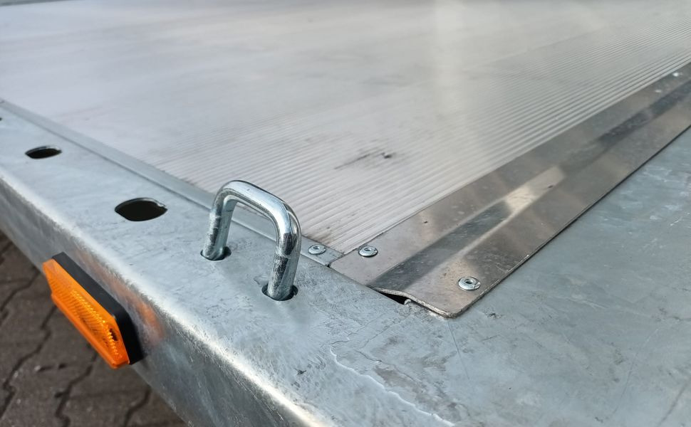 Martz Universal GT KIPP 500/3 S 500x210cm Aluboden ankippbar Heckklappe Winde Tridem 10" 3500kg - İş makinası römorku: fotoğraf 1 Martz Universal GT KIPP 500/3 S 500x210cm Aluboden ankippbar Heckklappe Winde Tridem 10" 3500kg - İş makinası römorku: fotoğraf 1