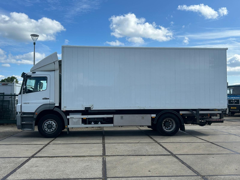 Mercedes-Benz AXOR 1824L RESERVED - Kapalı kasa kamyon: fotoğraf 2 Mercedes-Benz AXOR 1824L RESERVED - Kapalı kasa kamyon: fotoğraf 2
