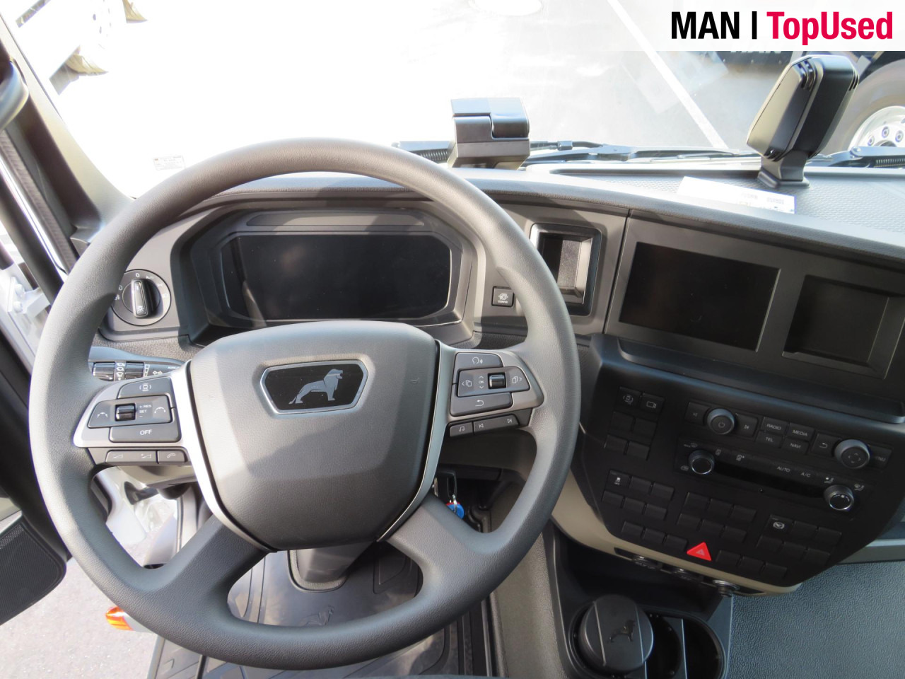 MAN TGL 12.220 4x2 BL CH JUNGE Koffer DHOLLANDIA LBW - Kapalı kasa kamyon: fotoğraf 5 MAN TGL 12.220 4x2 BL CH JUNGE Koffer DHOLLANDIA LBW - Kapalı kasa kamyon: fotoğraf 5