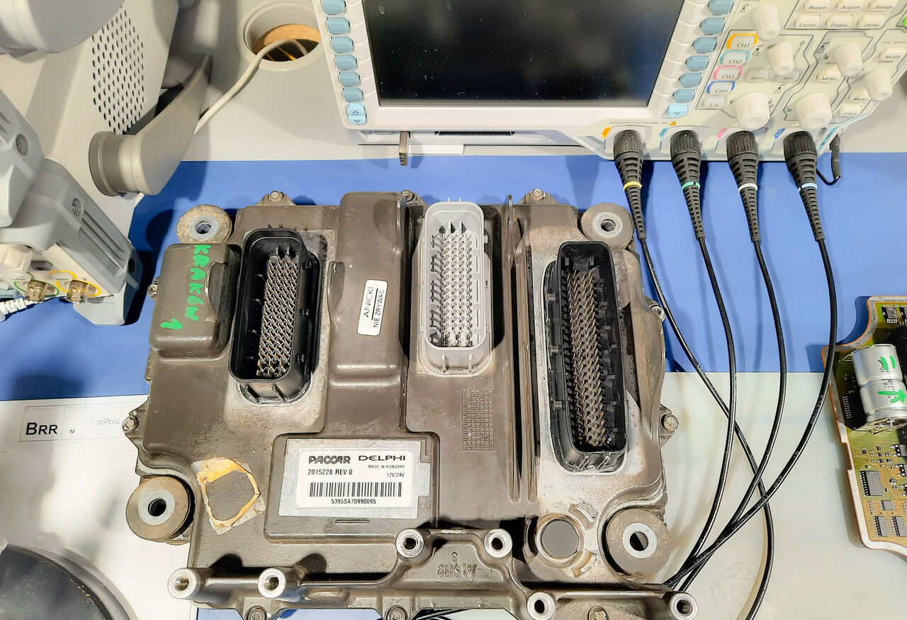 DAF XF 106 naprawa części / repair of parts - Yönetim bloku - Kamyon: fotoğraf 4 DAF XF 106 naprawa części / repair of parts - Yönetim bloku - Kamyon: fotoğraf 4