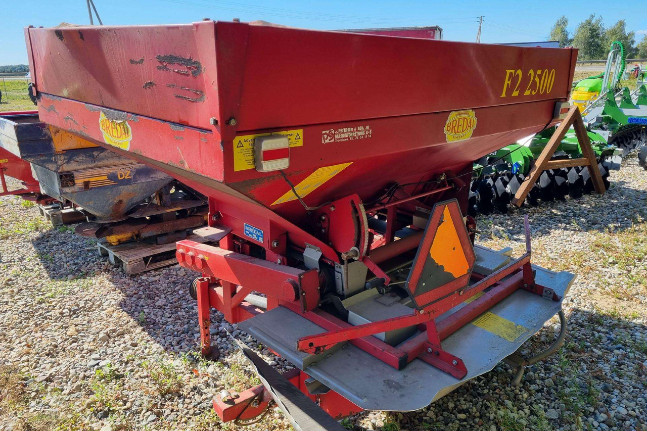 Bredal B2XL - Gübre serpme makinesi: fotoğraf 4 Bredal B2XL - Gübre serpme makinesi: fotoğraf 4