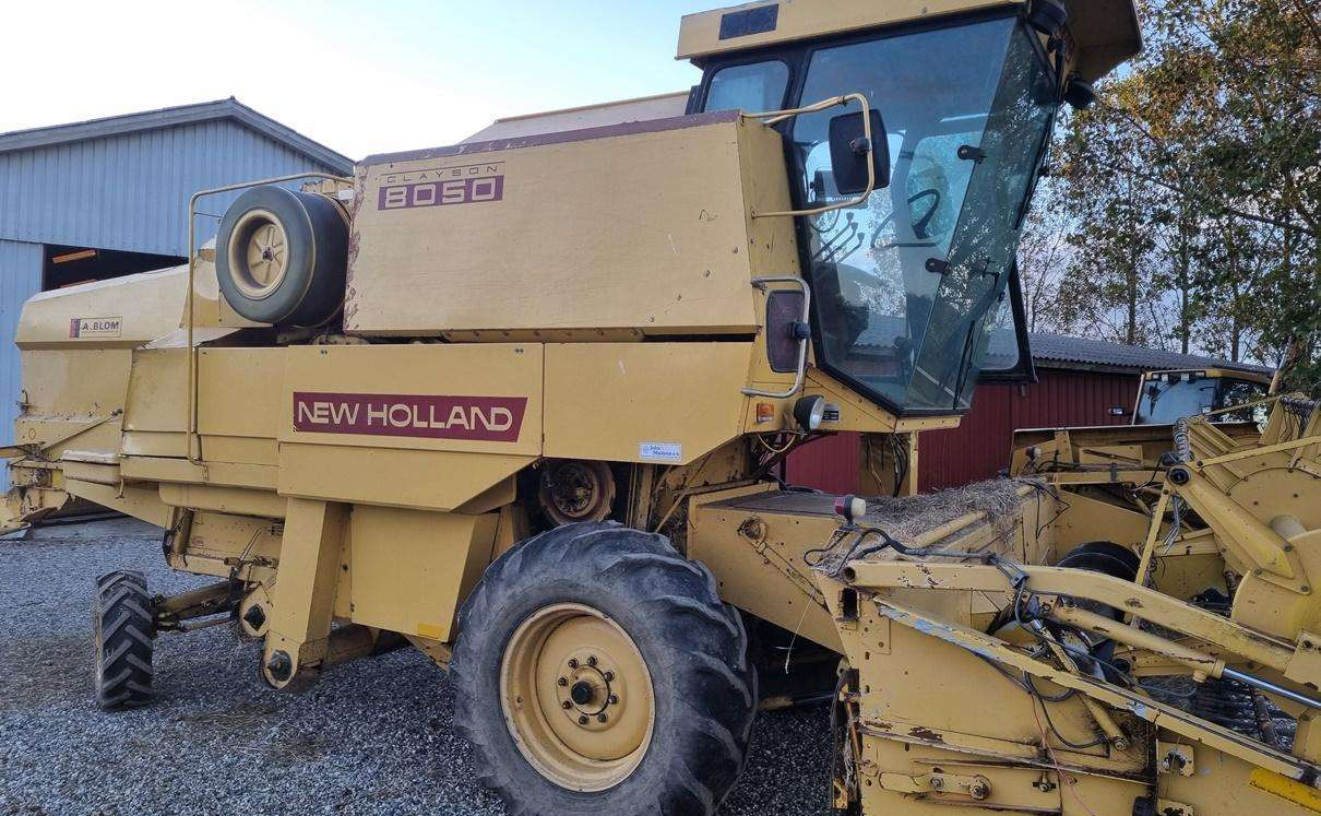 New Holland 8050 - Biçerdöver: fotoğraf 3 New Holland 8050 - Biçerdöver: fotoğraf 3
