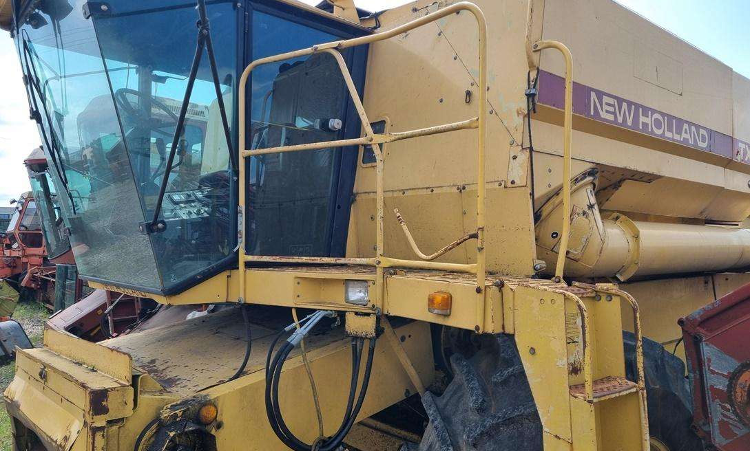 New Holland TX36 - Biçerdöver: fotoğraf 2 New Holland TX36 - Biçerdöver: fotoğraf 2