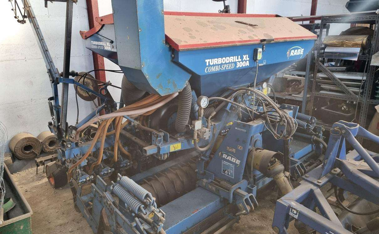 Rabe Turbodrill XL - Kombine ekim makinesi: fotoğraf 1 Rabe Turbodrill XL - Kombine ekim makinesi: fotoğraf 1