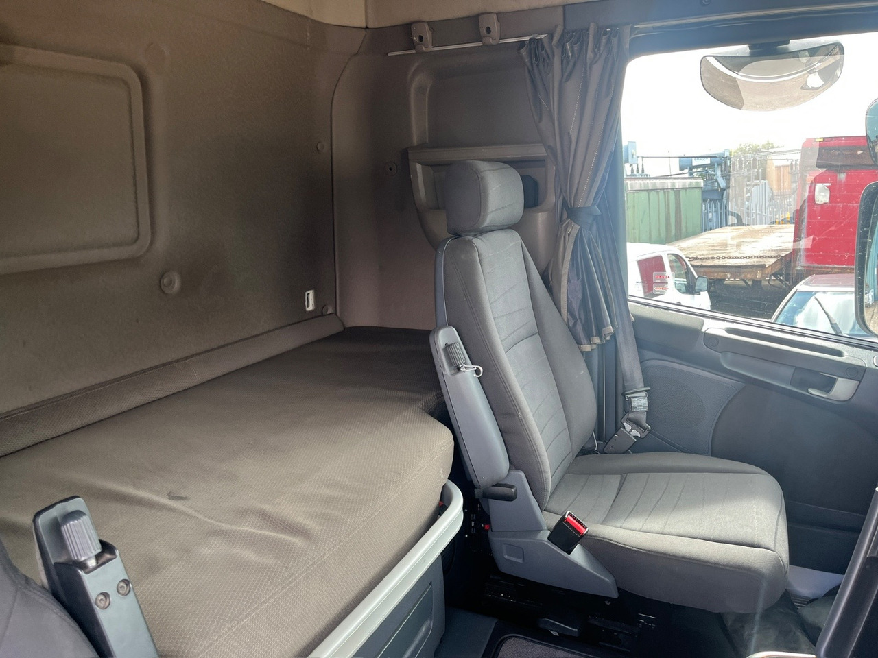 Scania R450 - Çekici: fotoğraf 5 Scania R450 - Çekici: fotoğraf 5