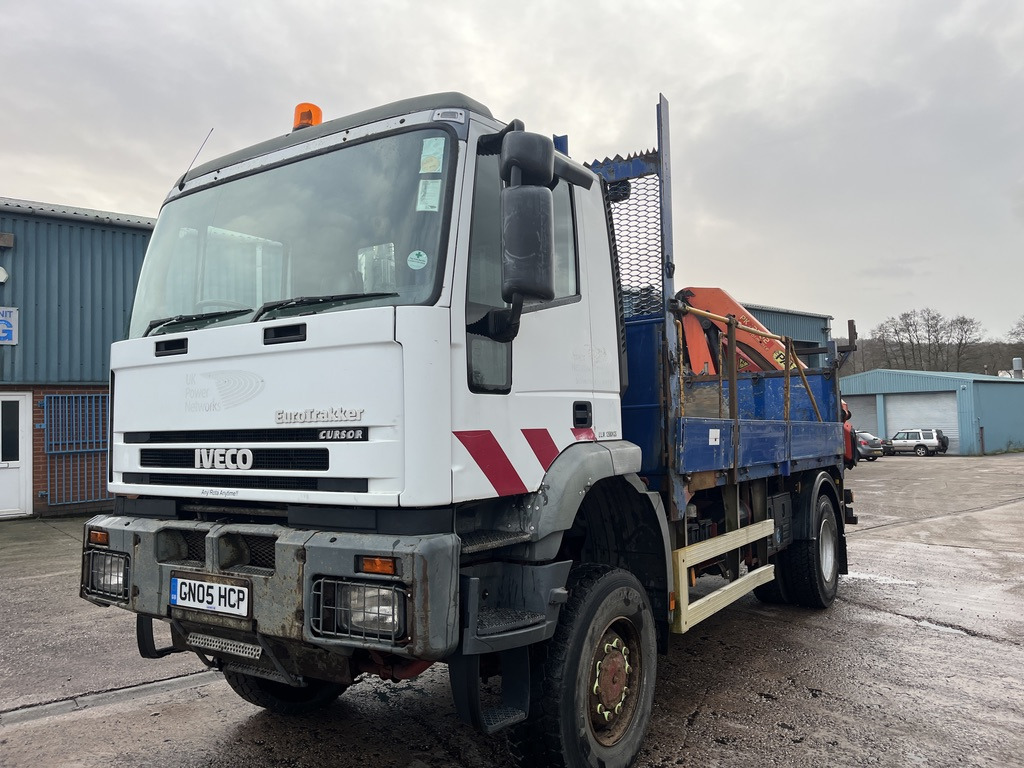 Iveco EuroTrakker 180E27 4x4 Rigid - Sal/ Açık kasa kamyon: fotoğraf 1 Iveco EuroTrakker 180E27 4x4 Rigid - Sal/ Açık kasa kamyon: fotoğraf 1