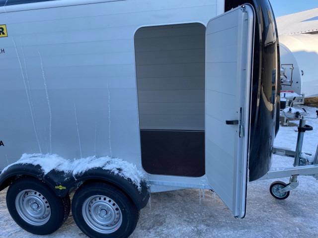 Humbaur Poly-Alu Koffer HKPA 263217, 2,6 to., 3280 x 1770 x 1800 mm - Kapalı karoser römork: fotoğraf 4 Humbaur Poly-Alu Koffer HKPA 263217, 2,6 to., 3280 x 1770 x 1800 mm - Kapalı karoser römork: fotoğraf 4