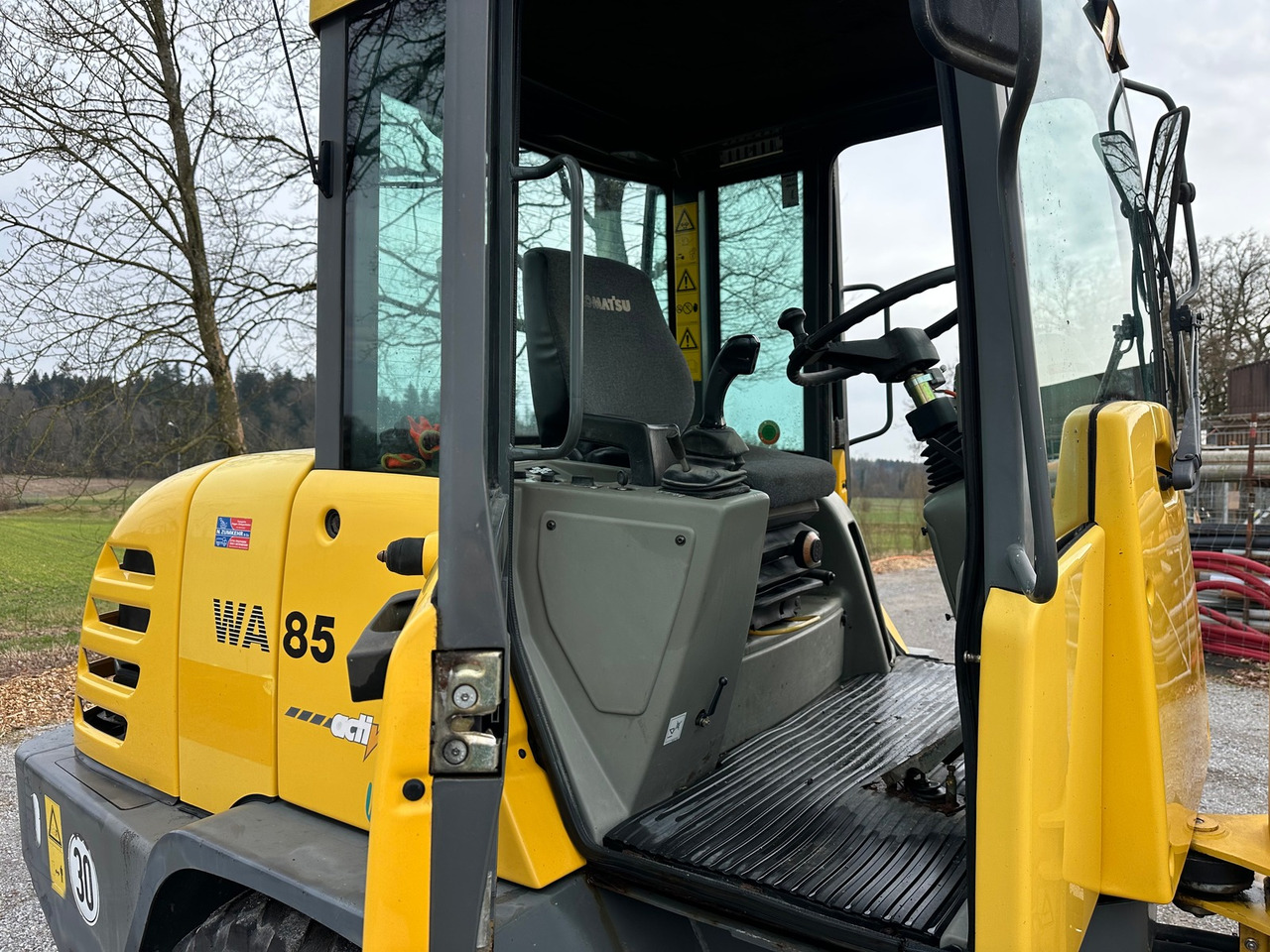 KOMATSU WA 85 3 - Tekerlekli yükleyici: fotoğraf 5 KOMATSU WA 85 3 - Tekerlekli yükleyici: fotoğraf 5