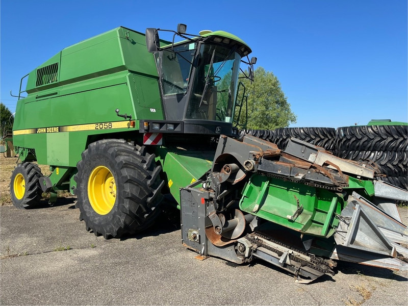John Deere 2058 - Biçerdöver: fotoğraf 3 John Deere 2058 - Biçerdöver: fotoğraf 3