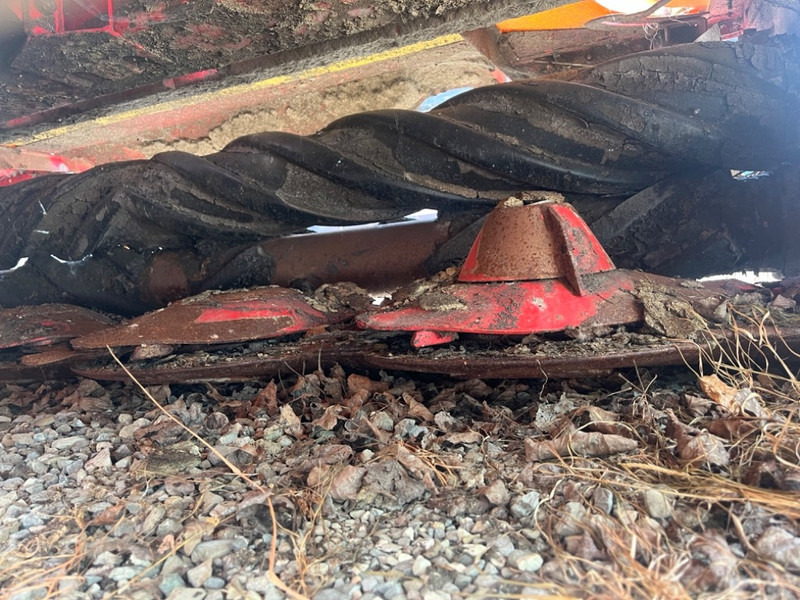 Pottinger X8 RC - Çayır biçme makinesi: fotoğraf 5 Pottinger X8 RC - Çayır biçme makinesi: fotoğraf 5