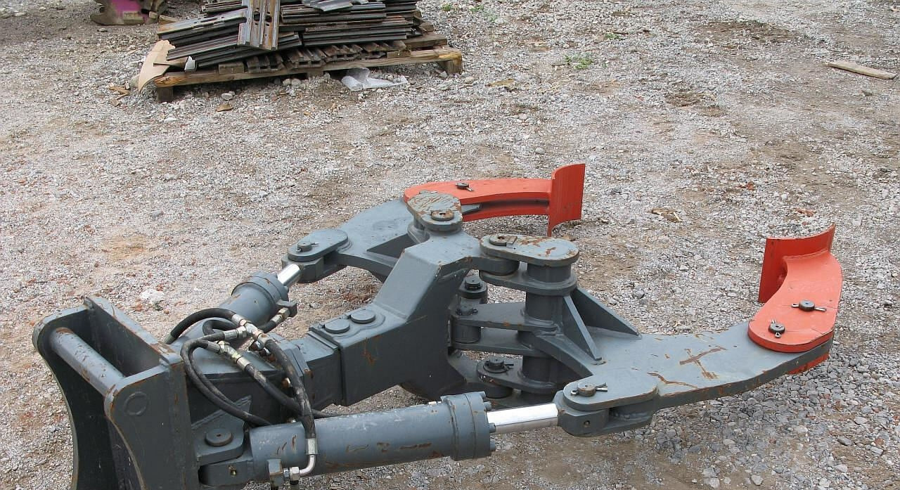 Balavto Pipe grab for excavator - Çeneli kepçe: fotoğraf 3 Balavto Pipe grab for excavator - Çeneli kepçe: fotoğraf 3