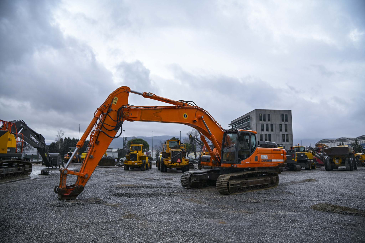 Doosan DX340LC - Paletli ekskavatör: fotoğraf 1 Doosan DX340LC - Paletli ekskavatör: fotoğraf 1