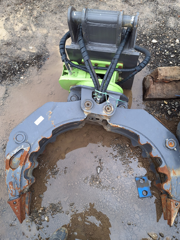 Grab BGS 04 for 8-12 ton excavators - Çeneli kepçe - Ekskavatör: fotoğraf 1 Grab BGS 04 for 8-12 ton excavators - Çeneli kepçe - Ekskavatör: fotoğraf 1