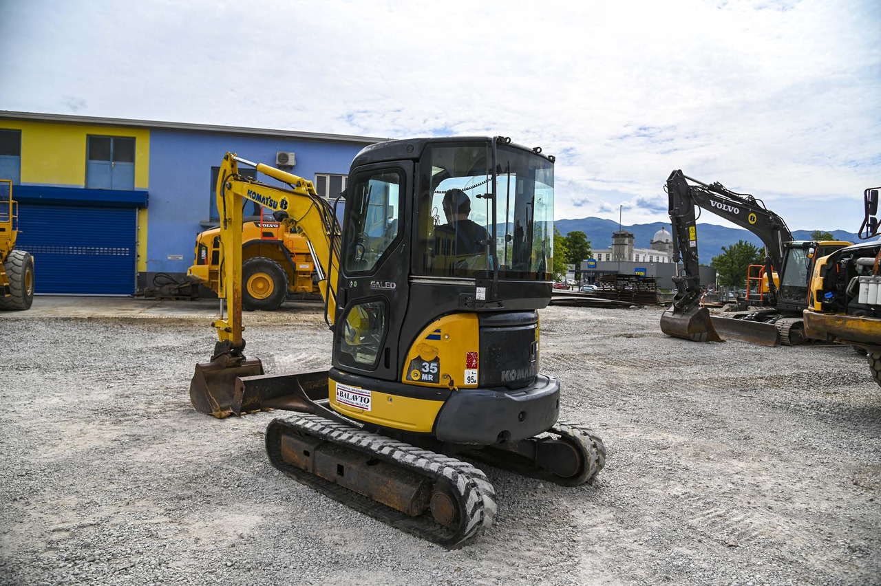 Komatsu PC35MR-2 - Mini ekskavatör: fotoğraf 5 Komatsu PC35MR-2 - Mini ekskavatör: fotoğraf 5