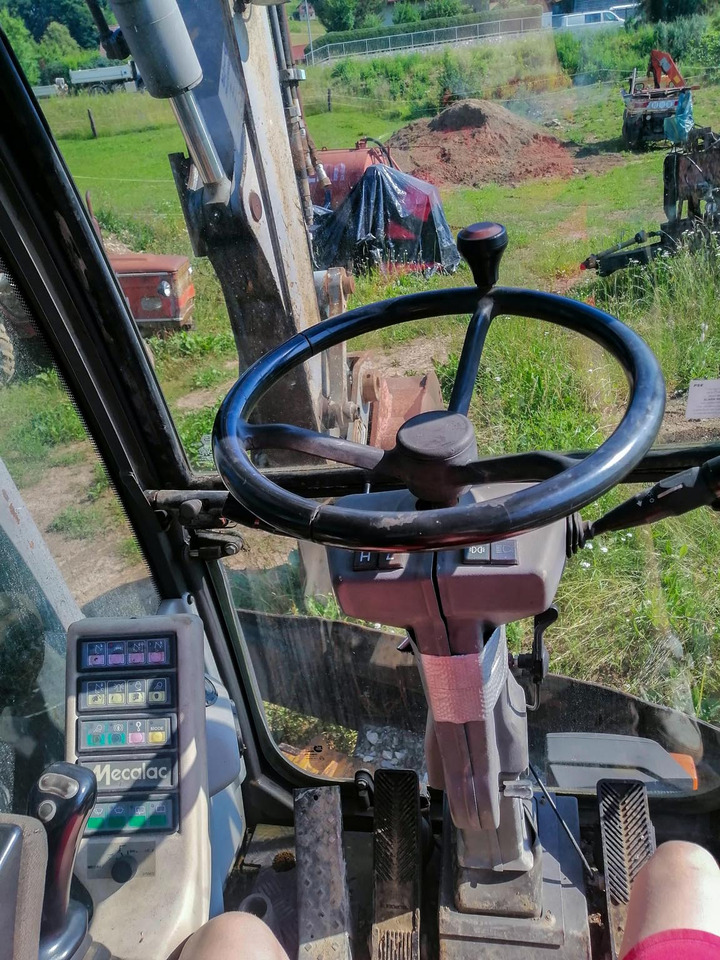 MECALAC 14 MXT - Tekerlekli ekskavatör: fotoğraf 3 MECALAC 14 MXT - Tekerlekli ekskavatör: fotoğraf 3