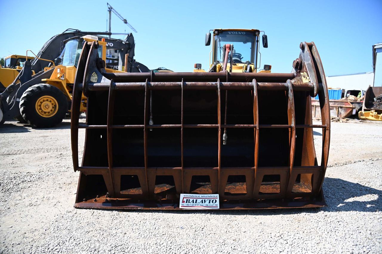 TREVI BENNE loader bucket 2500 mm - Yükleyici kovası: fotoğraf 1 TREVI BENNE loader bucket 2500 mm - Yükleyici kovası: fotoğraf 1