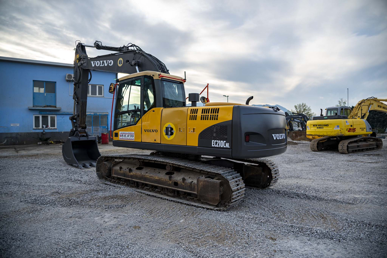 VOLVO EC210CNL - Paletli ekskavatör: fotoğraf 4 VOLVO EC210CNL - Paletli ekskavatör: fotoğraf 4