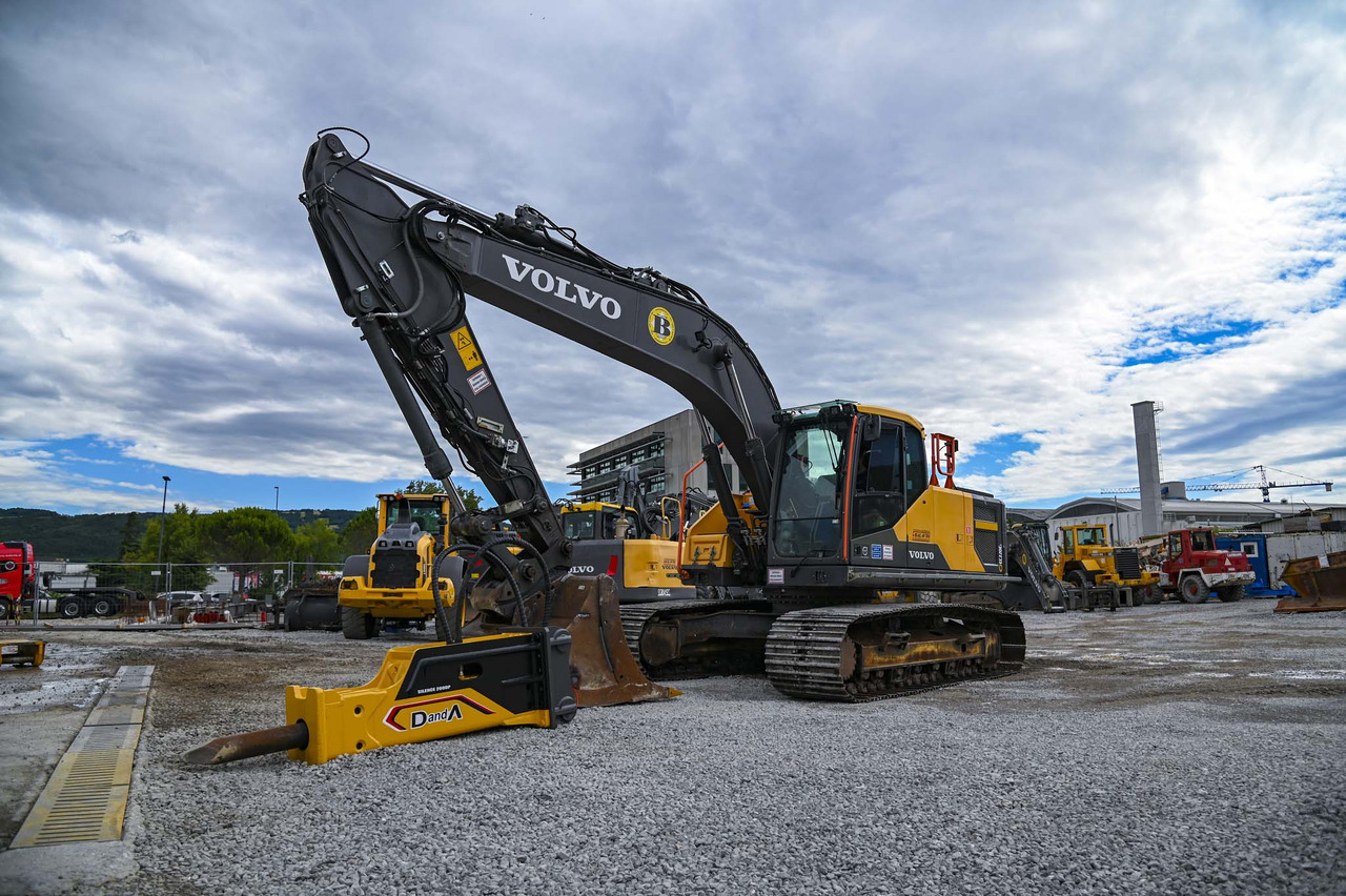 VOLVO EC220EL - Paletli ekskavatör: fotoğraf 4 VOLVO EC220EL - Paletli ekskavatör: fotoğraf 4