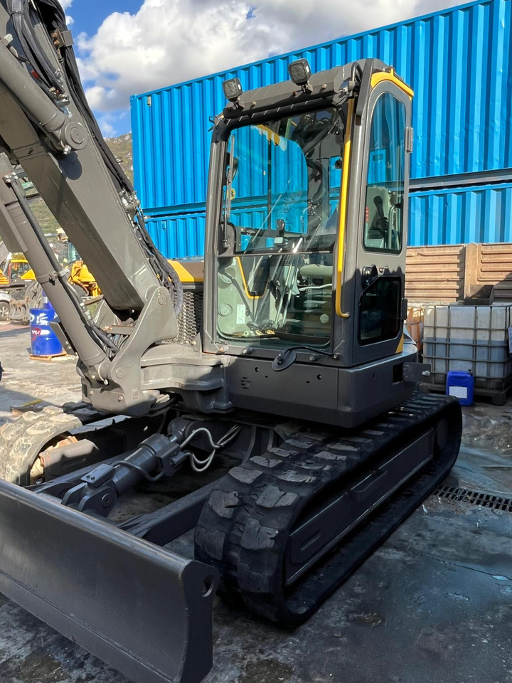 VOLVO ECR88D - Mini ekskavatör: fotoğraf 4 VOLVO ECR88D - Mini ekskavatör: fotoğraf 4