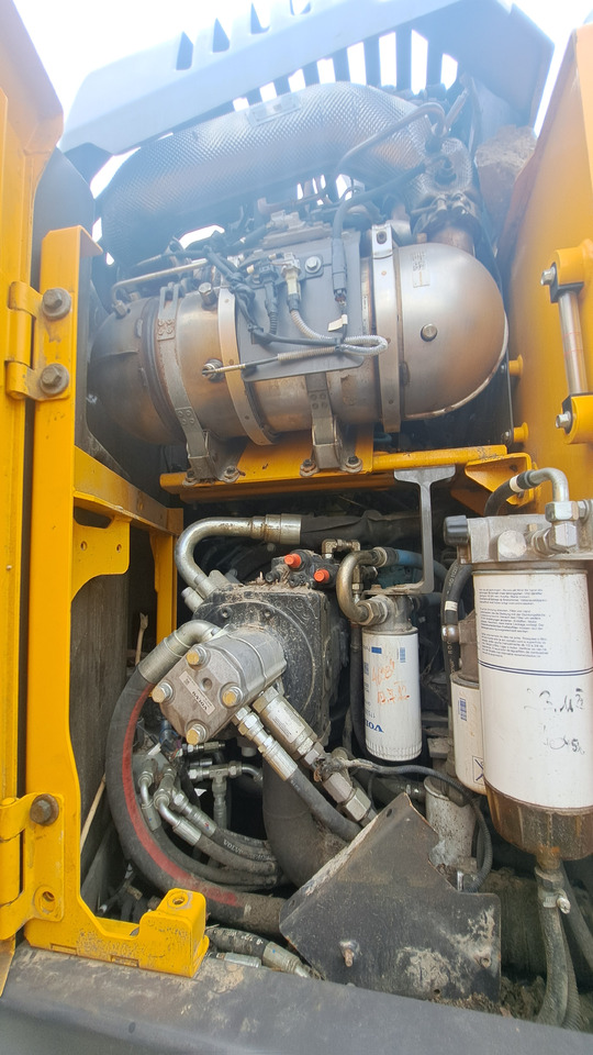 VOLVO EWR150E - Tekerlekli ekskavatör: fotoğraf 4 VOLVO EWR150E - Tekerlekli ekskavatör: fotoğraf 4