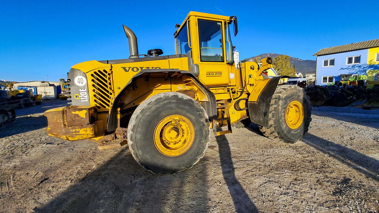 VOLVO L120E - Tekerlekli yükleyici: fotoğraf 5 VOLVO L120E - Tekerlekli yükleyici: fotoğraf 5