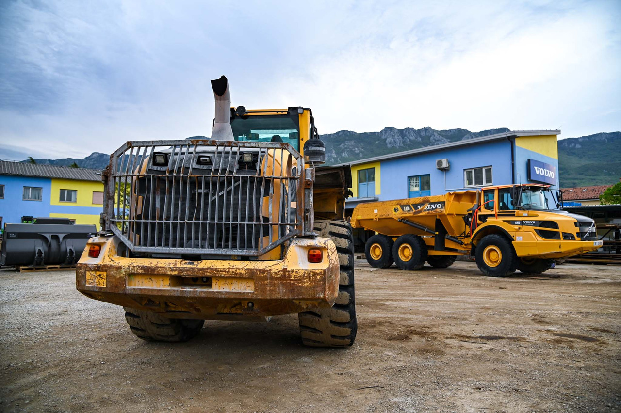 VOLVO L180G - Tekerlekli yükleyici: fotoğraf 5 VOLVO L180G - Tekerlekli yükleyici: fotoğraf 5