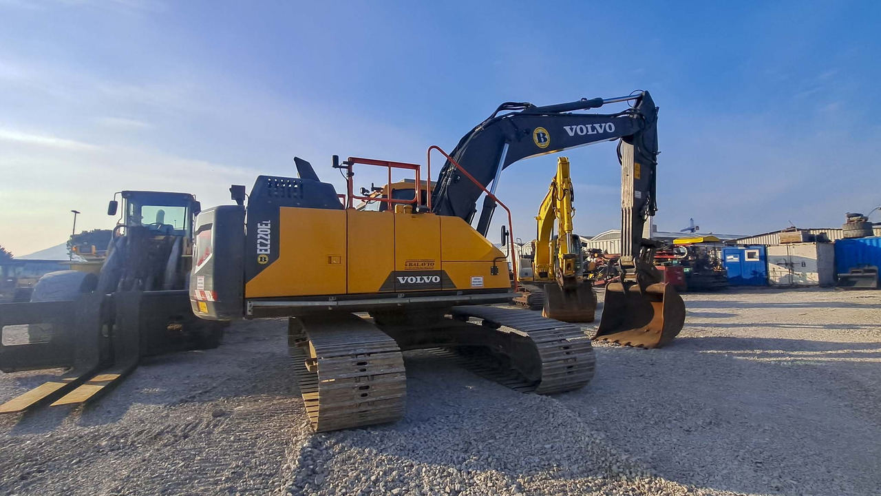 Volvo EC220EL - Paletli ekskavatör: fotoğraf 5 Volvo EC220EL - Paletli ekskavatör: fotoğraf 5