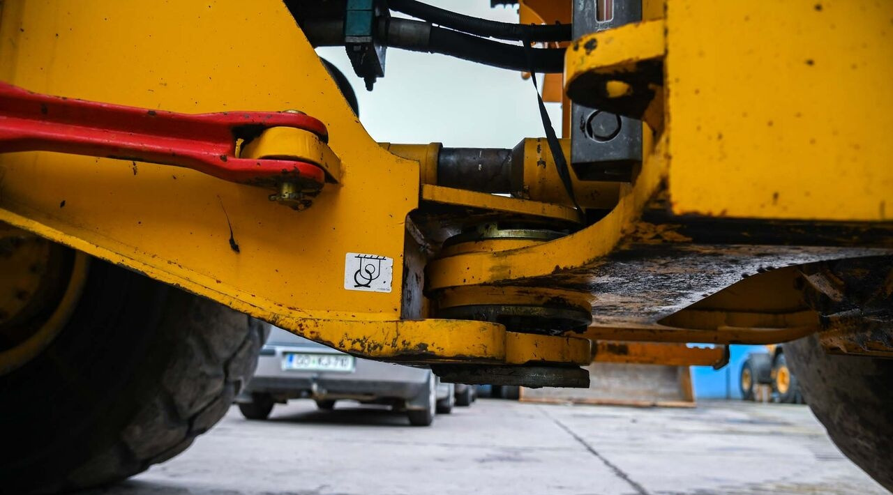 Tekerlekli yükleyici Volvo L110E: fotoğraf 8