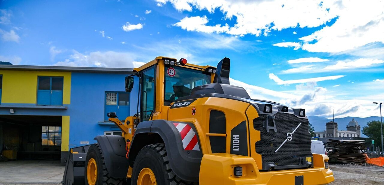 Volvo L110H - Tekerlekli yükleyici: fotoğraf 3 Volvo L110H - Tekerlekli yükleyici: fotoğraf 3
